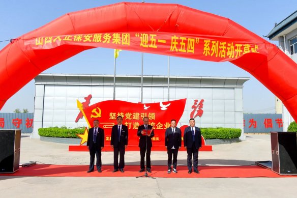 �^�M(j��n)�r�� �Yٝ�^��